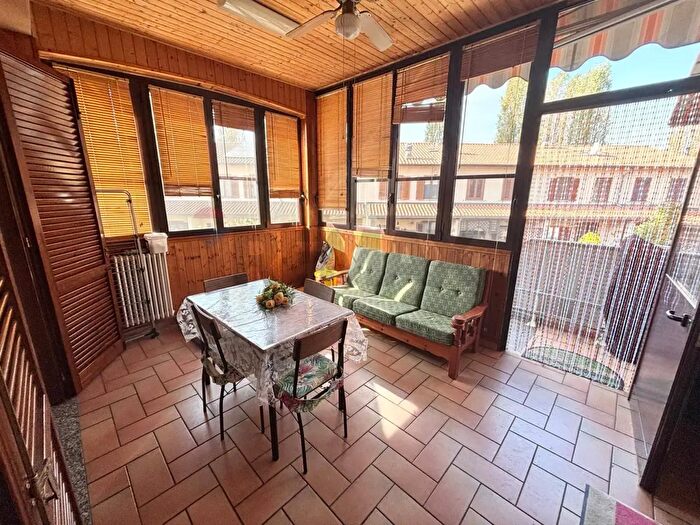 Casa quadrilocale in vendita in Via Monsignor Falcetti, Lacchiarella