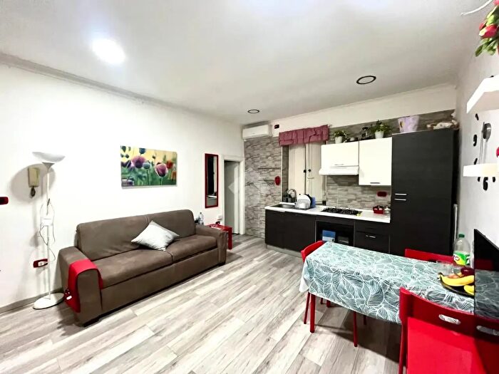 Appartamento monolocale in vendita in Via Alcide Cervi, Napoli