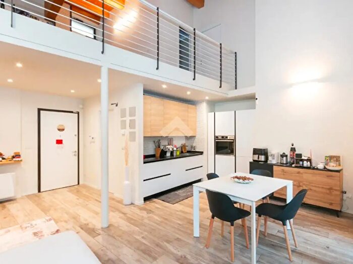 Appartamento quadrilocale in vendita in Via Tolmino, Torino