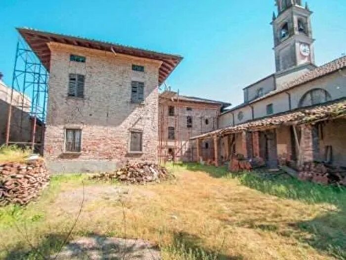 Casa con 15 locali in vendita in Roveleto di Cadeo, Cadeo