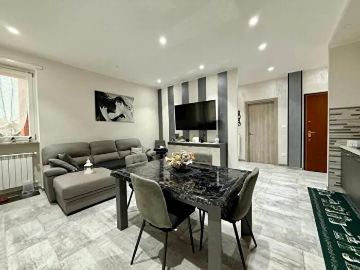 Appartamento quadrilocale in vendita in Via Busca Carmagnola, Carmagnola