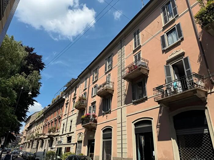 Appartamento bilocale in vendita in Via Rasori, Milano
