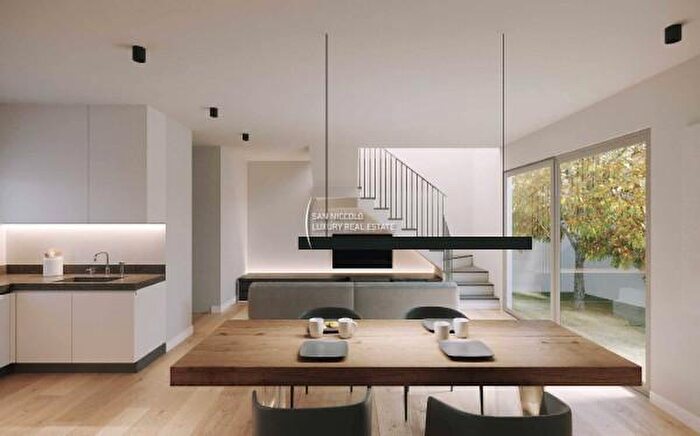 Casa con 5 locali in vendita in Firenze