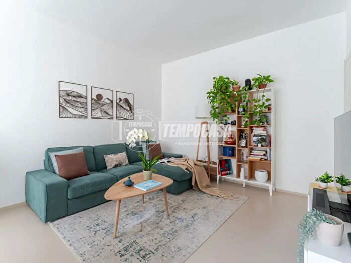 Appartamento bilocale in vendita in Via Francesco Reina, Milano