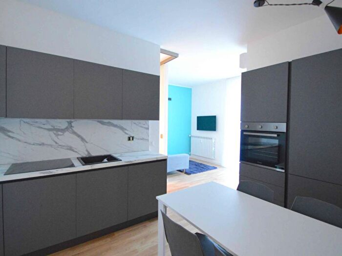 Appartamento bilocale in affitto in Via Ambrogio da Fossano Bergognone, Solari, Milano