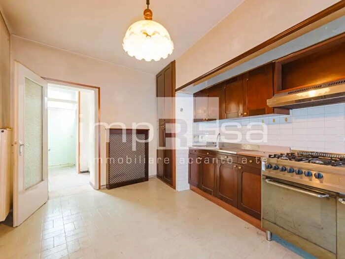 Casa con 7 locali in vendita in Viale P F Calvi, Vittorio Veneto