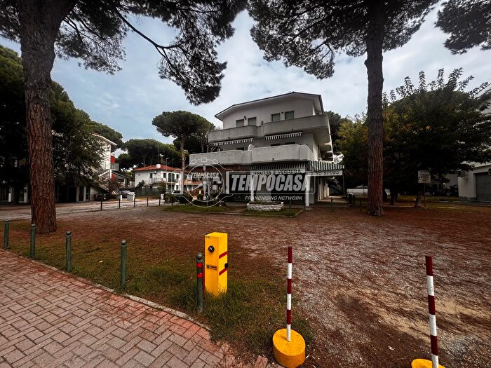 Appartamento trilocale in vendita in Viale delle Acacie Lido di Spina, Comacchio