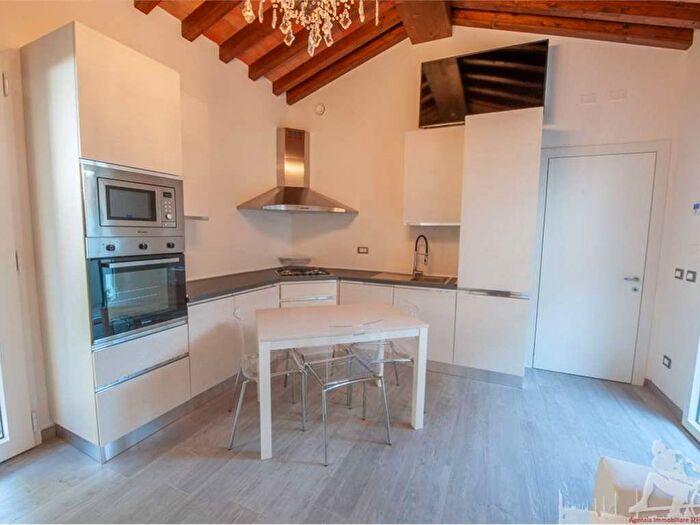 Casa quadrilocale in affitto in Centro, Forte dei Marmi