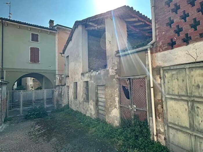 Casa in vendita in Viguzzolo