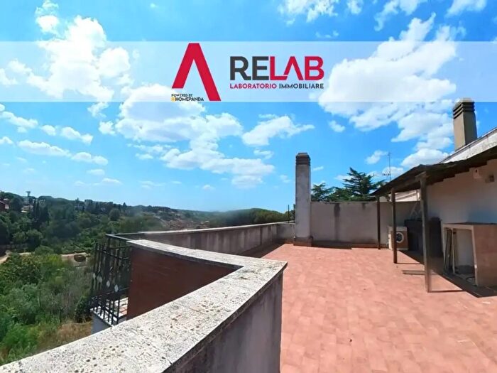 Appartamento quadrilocale in affitto in Via dei Gonzaga, Roma