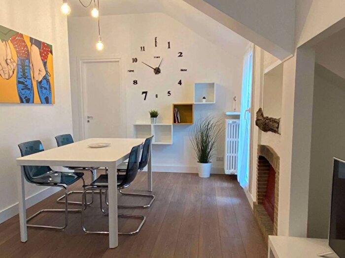 Appartamento trilocale in affitto in via privata Flumendosa, Crescenzago, Milano