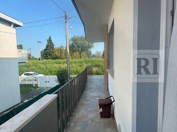 Appartamento trilocale in affitto in VIA DECOARTI AL VALOR CIVILE, Paltana Mandria, Padova