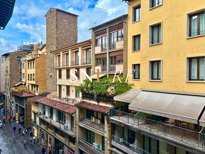 Appartamento trilocale in affitto in Via Por Santa Maria, Piazza della Repubblica, Firenze