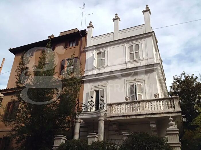 Appartamento monolocale in affitto in Via Clitunno, Roma