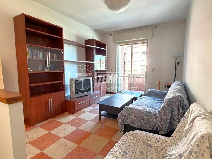 Appartamento bilocale in affitto in Via Carnia, Milano