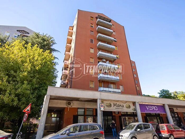 Appartamento trilocale in vendita in Via Giovanni Bolognesi, Reggio Emilia