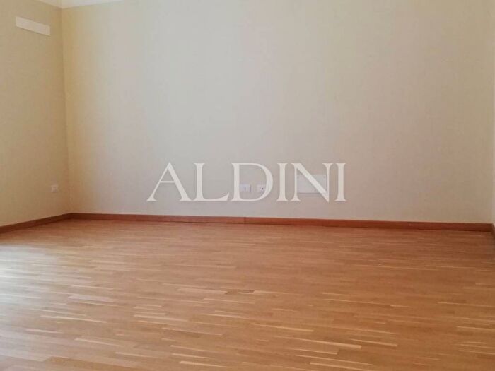 Appartamento quadrilocale in affitto in Via Alessandro Manzoni, Centro Storico, Catania