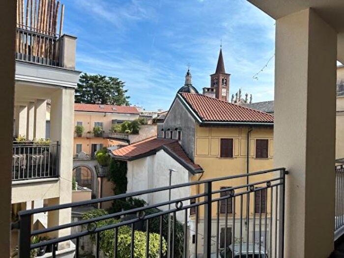 Appartamento trilocale in vendita in Via Solferino, Busto Arsizio