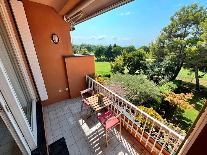 Appartamento trilocale in vendita in Arenzano