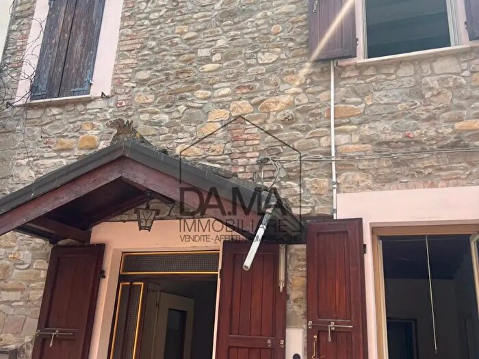 Appartamento in vendita in Varano De' Melegari