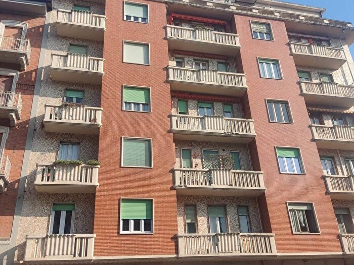 Appartamento bilocale in affitto in Via Luigi Capriolo, Cenisia, Torino