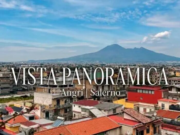 Appartamento quadrilocale in vendita in Via Starza, Angri