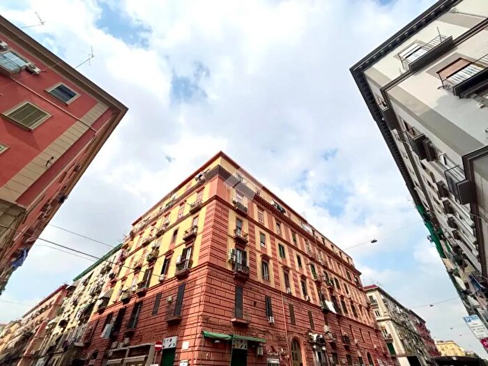Appartamento bilocale in vendita in Via Nazionale, Napoli