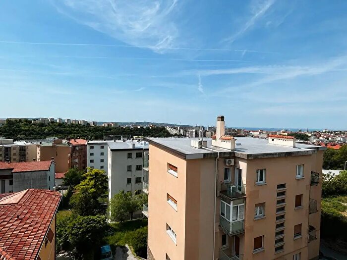 Appartamento bilocale in vendita in Trieste