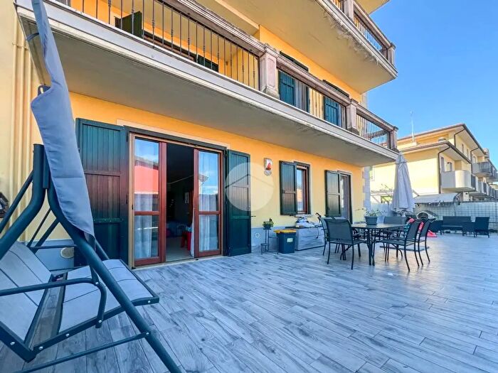 Appartamento trilocale in vendita in Via Petroboni, Castelcovati