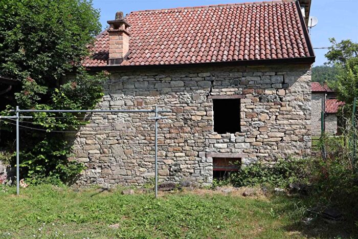 Casa trilocale in vendita in Ferriere