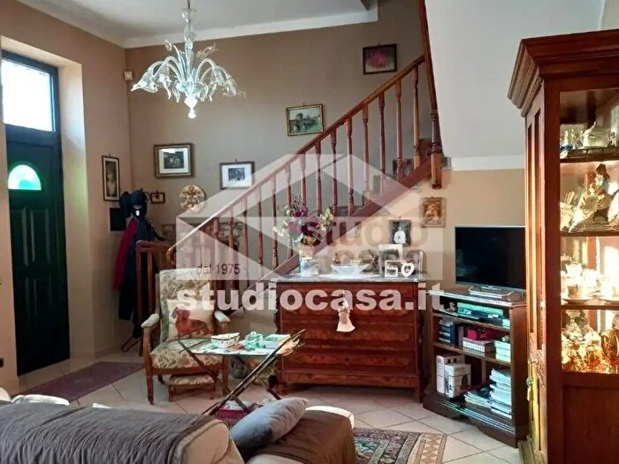 Casa in vendita in Vittorio Veneto, Santa Cristina E Bissone