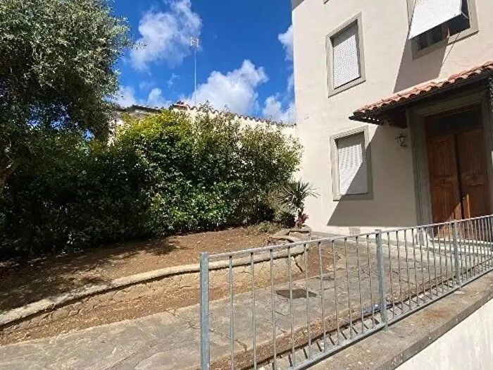 Appartamento con 5 locali in vendita in Empoli