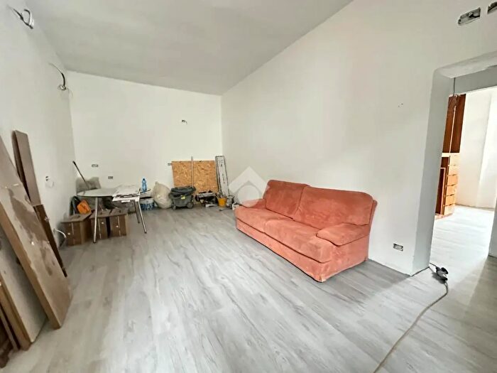 Appartamento trilocale in vendita in Via SantAgnese, Olginate