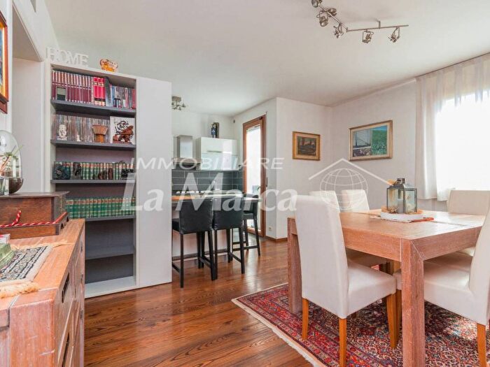 Appartamento con 5 locali in affitto in via Mantovani Orsetti, Santa Bona Nuova, Treviso