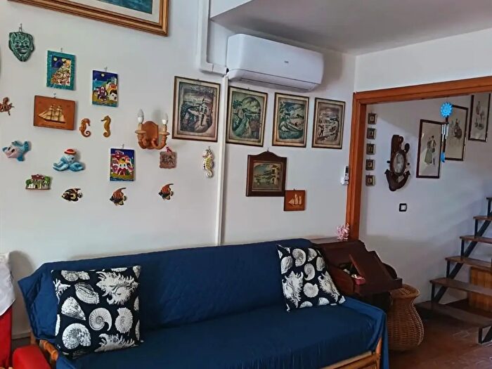 Appartamento quadrilocale in affitto in Lungomare delle Sirene, Anzio