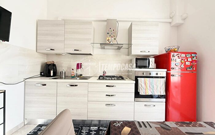 Appartamento quadrilocale in vendita in Via dei Landi, Genova