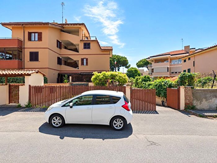 Appartamento con 5 locali in affitto in Via Flavia, Centro, Ladispoli