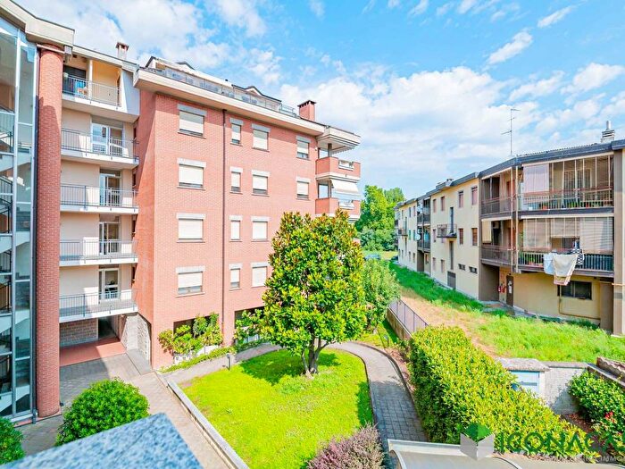 Appartamento trilocale in affitto in Viale delle Rimembranze, Linate, Peschiera Borromeo