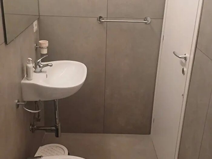 Appartamento monolocale in affitto in Via Francesco Saverio Correra, Napoli