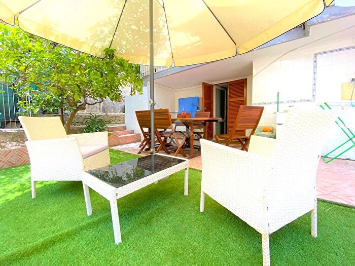 Appartamento trilocale in vendita in Via Lido Miliscola, Bacoli