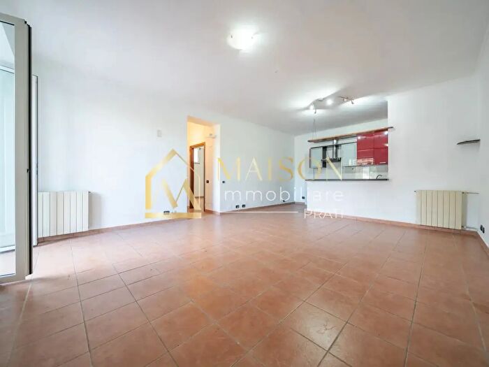 Appartamento trilocale in vendita in Via Banari, Roma