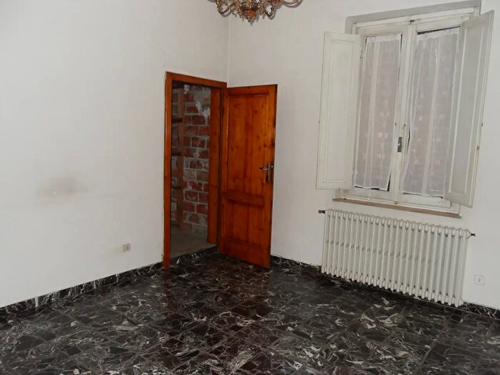 Appartamento quadrilocale in vendita in Via delle Vigne, Montecatini Terme