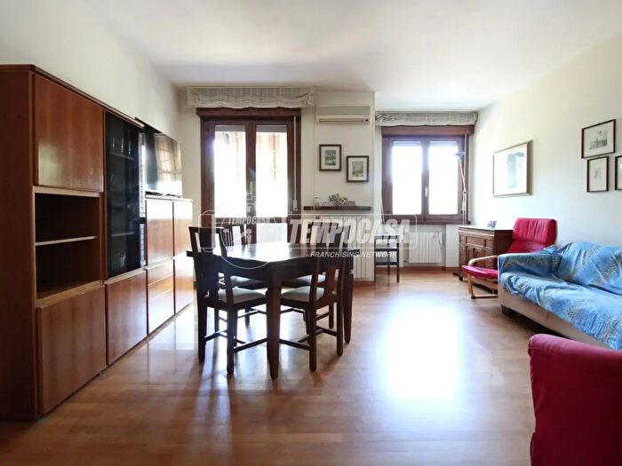 Appartamento trilocale in vendita in Reggio nell'Emilia