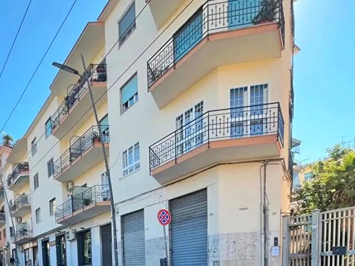 Appartamento bilocale in vendita in Via a Diaz, Portici