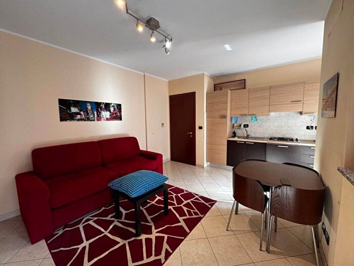 Appartamento monolocale in affitto in Via Nizza, Nizza Millefonti, Torino
