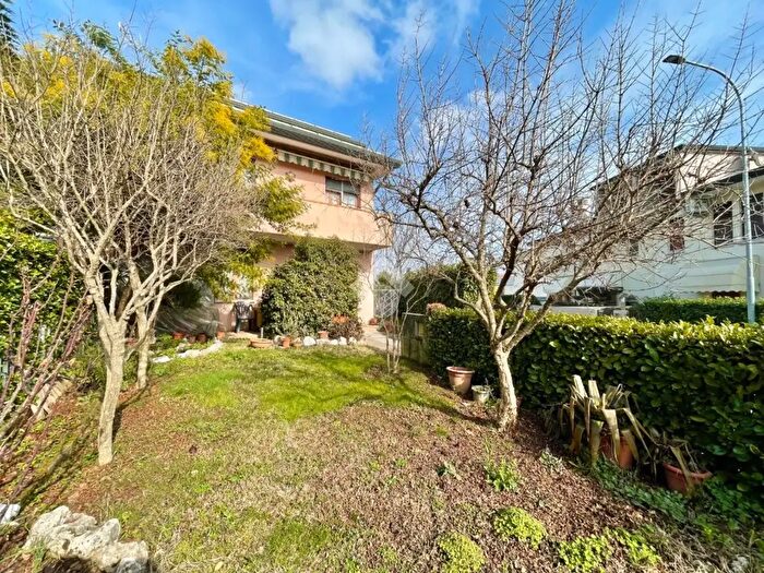 Casa quadrilocale in vendita in Via Vespucci, Castelfranco Veneto