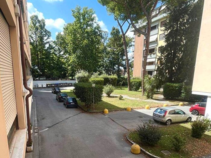 Appartamento con 5 locali in affitto in Viale delle Piagge, Le Piagge, Pisa