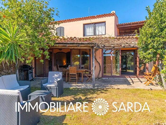 Appartamento trilocale in vendita in Arzachena