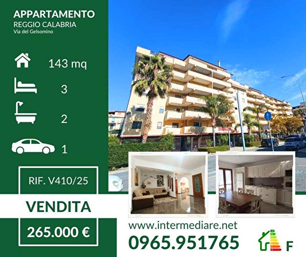 Appartamento quadrilocale in vendita in Via del Gelsomino, Reggio Calabria