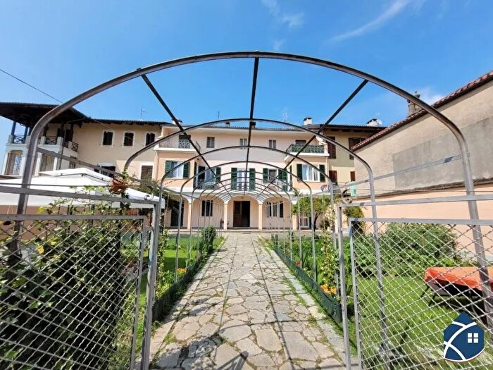 Appartamento quadrilocale in vendita in Airasca Via Roma, Airasca